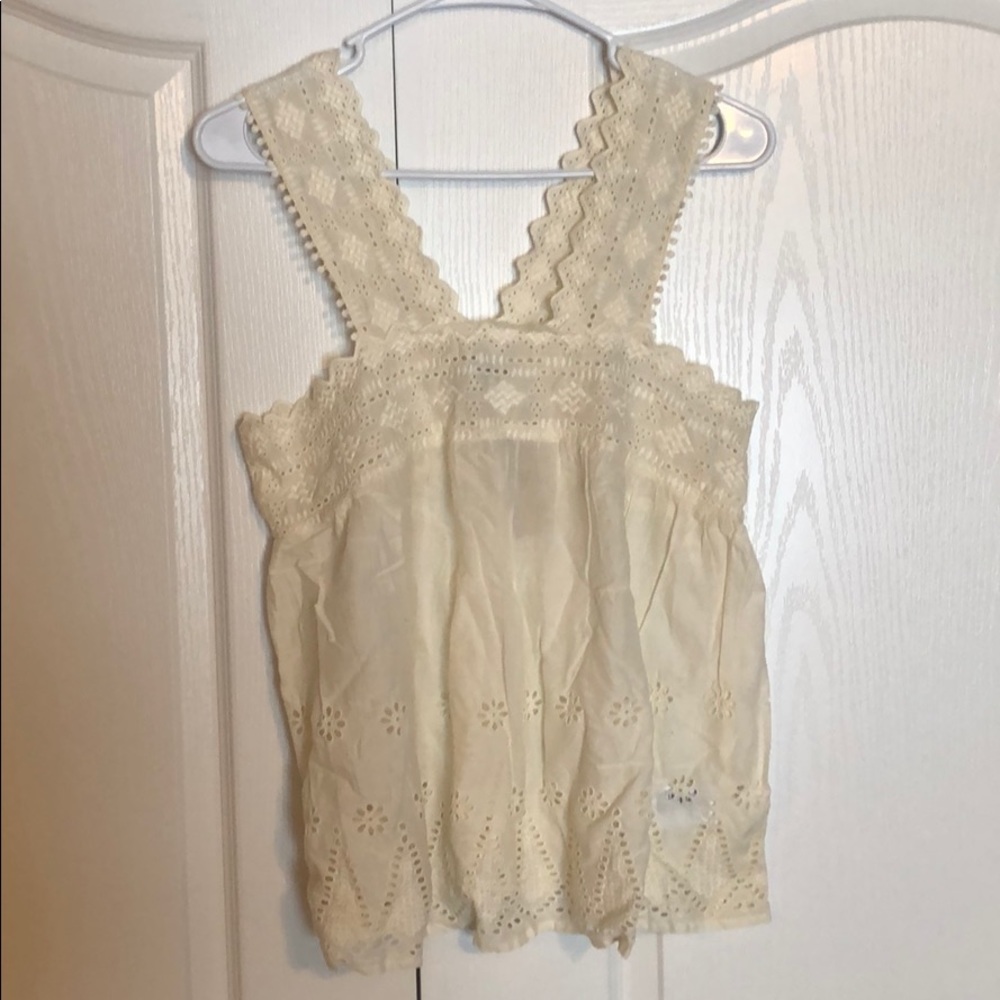 NWT! Eyelet tank top